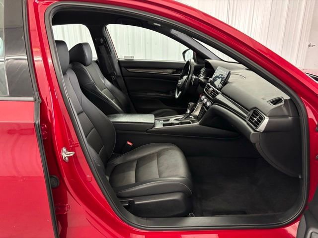 Used 2018 Honda Accord Sport image 27