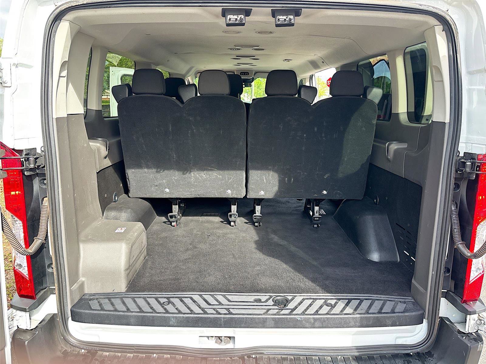 Used 2024 Ford Transit 350 XLT RWD image 27