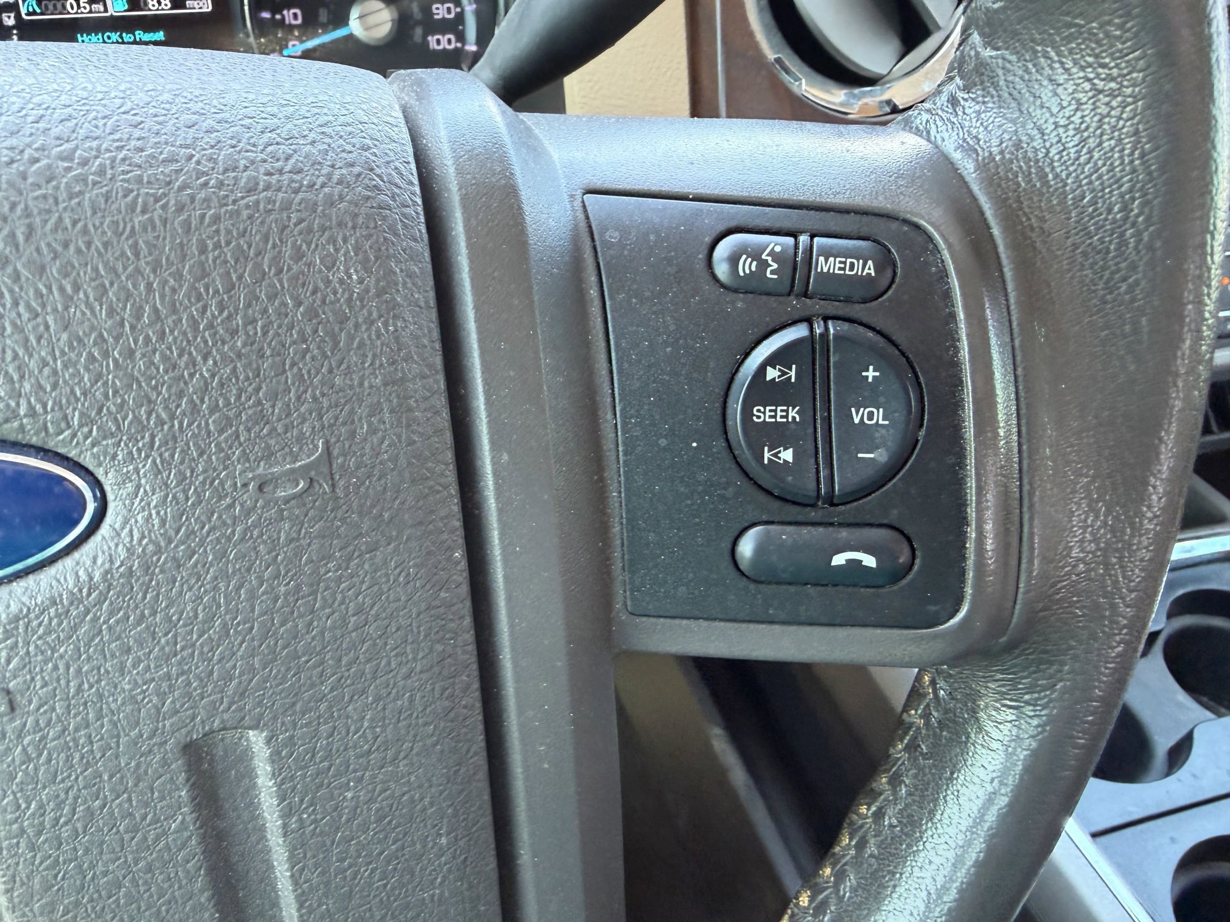 Used 2015 Ford F350 Lariat image 16