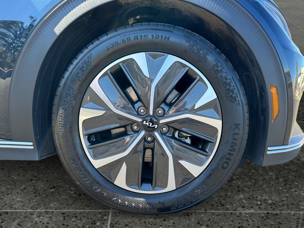 Used 2024 Kia EV6 Light image 9