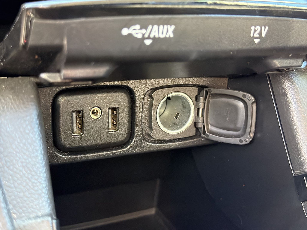 Used 2020 Buick Encore Preferred FWD image 36