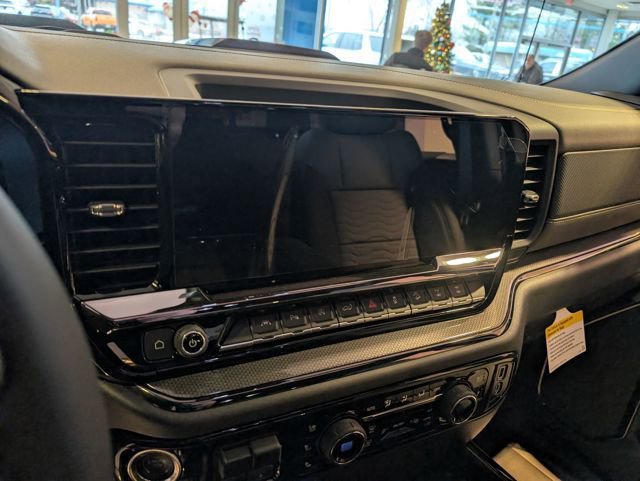 New 2026 Chevrolet Silverado 1500 ZR2 image 21