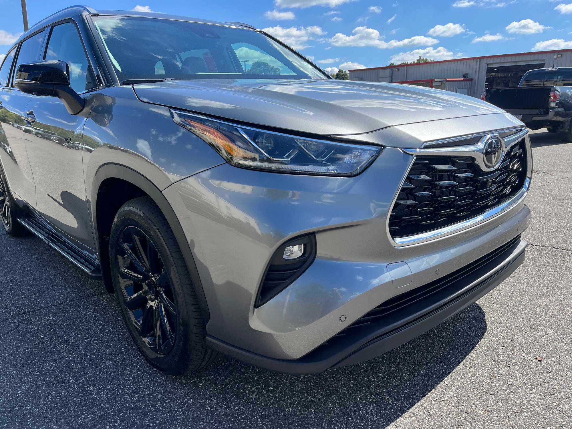 New 2026 Toyota Highlander Limited AWD/4WD image 26
