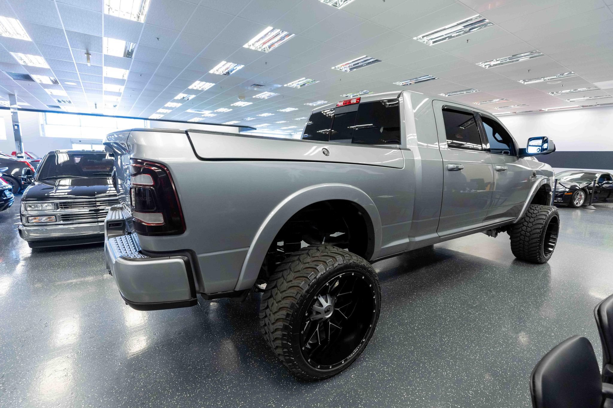 Used 2019 RAM 2500 Laramie AWD/4WD image 4