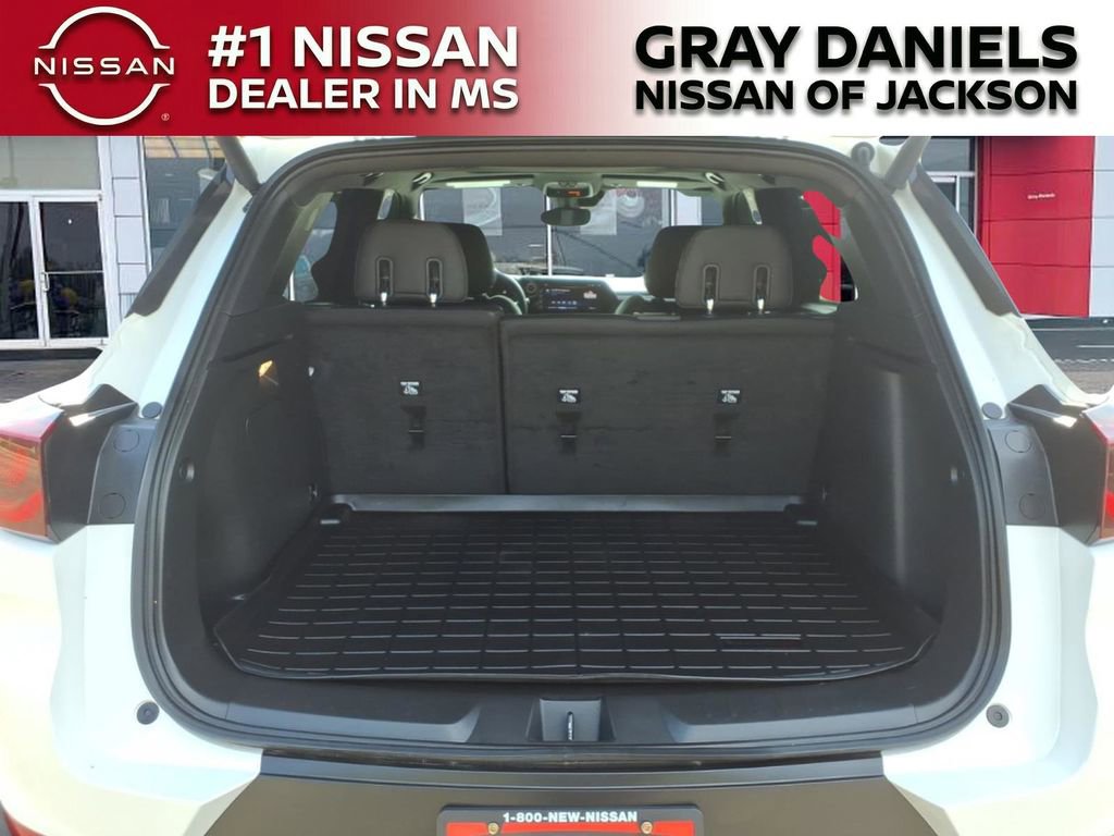 Used 2024 Chevrolet TrailBlazer ACTIV w/ Convenience Package image 8