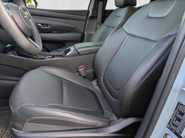 Used 2025 Hyundai Santa Cruz SEL FWD image 12