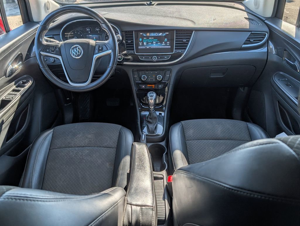 Used 2021 Buick Encore Preferred image 10