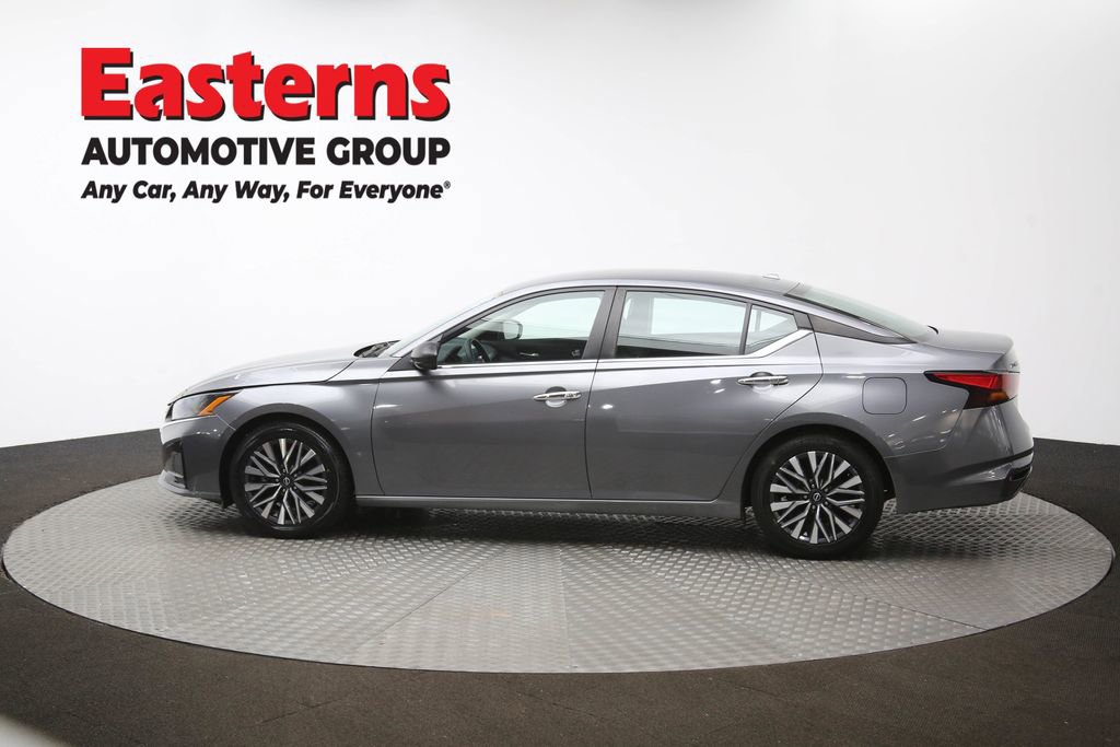 Used 2024 Nissan Altima 2.5 SV image 60