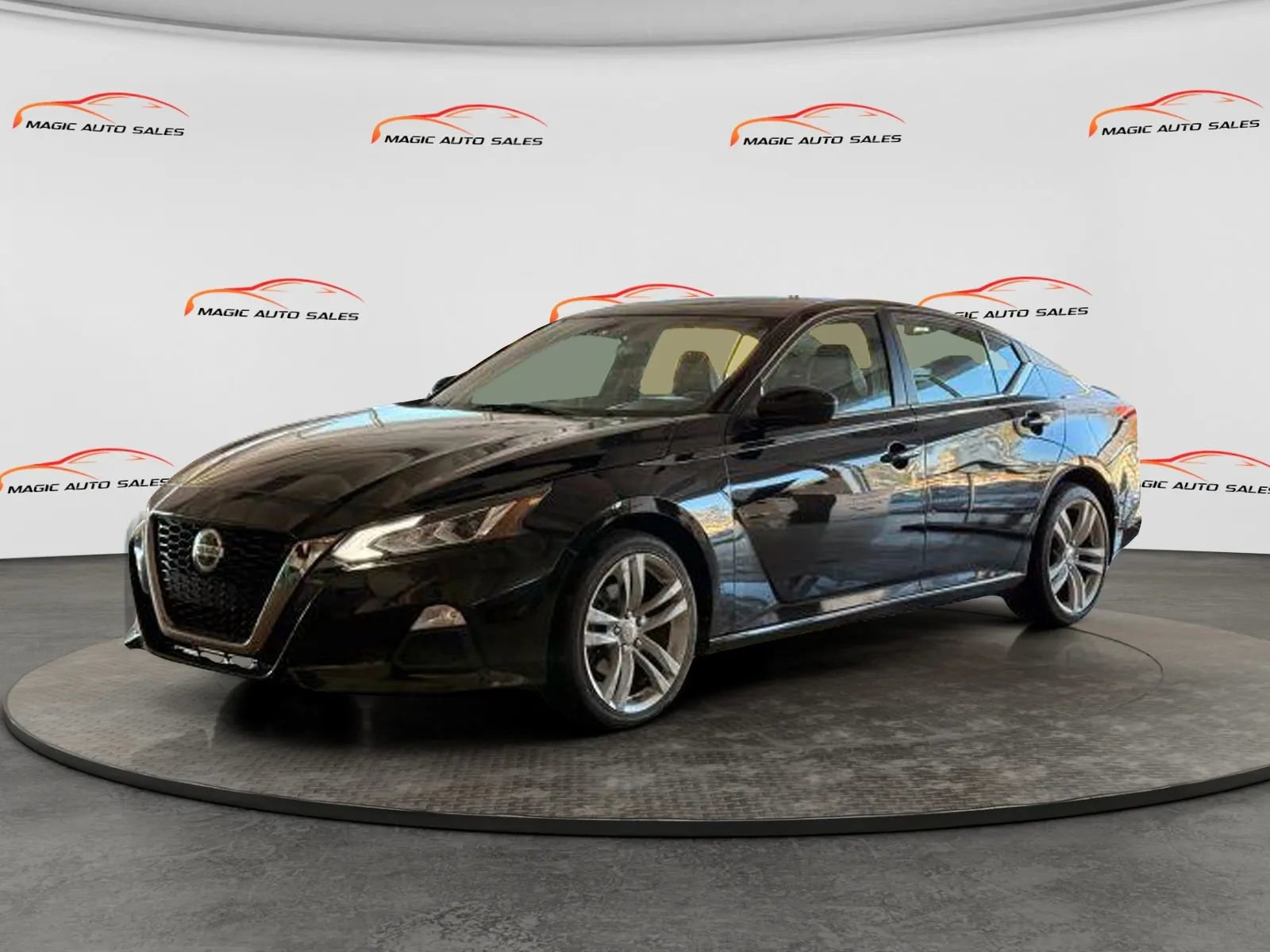Used 2020 Nissan Altima 2.5 SR image 2