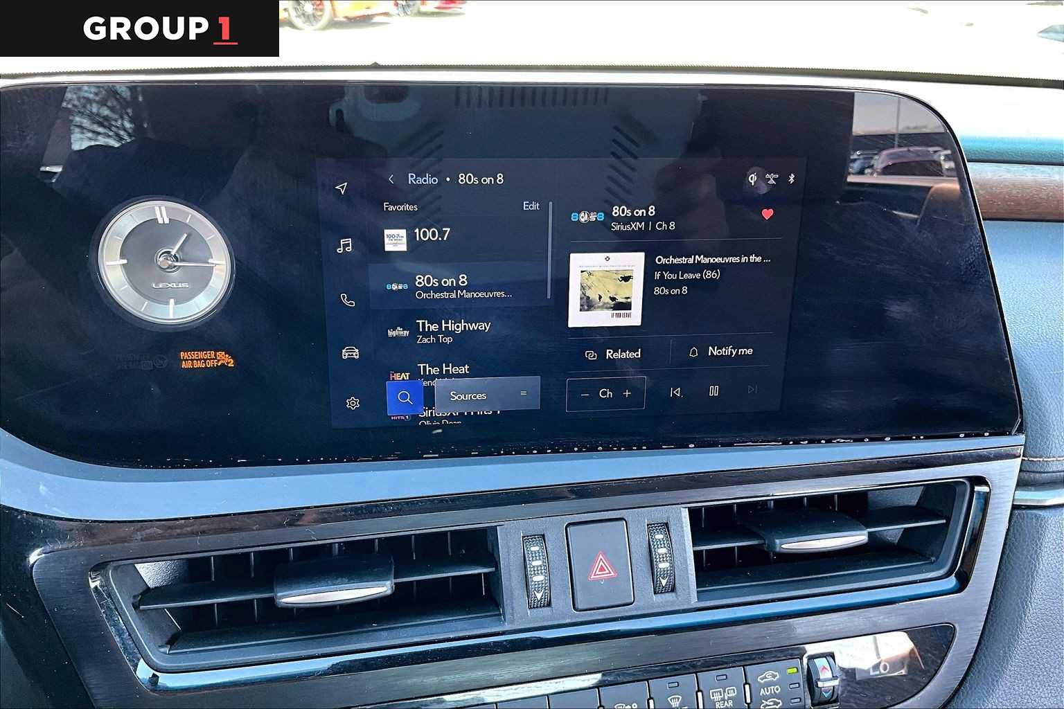 Certified 2024 Lexus ES 350 w/ Premium Package image 32