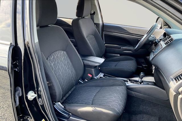 Used 2024 Mitsubishi Outlander Sport ES image 27