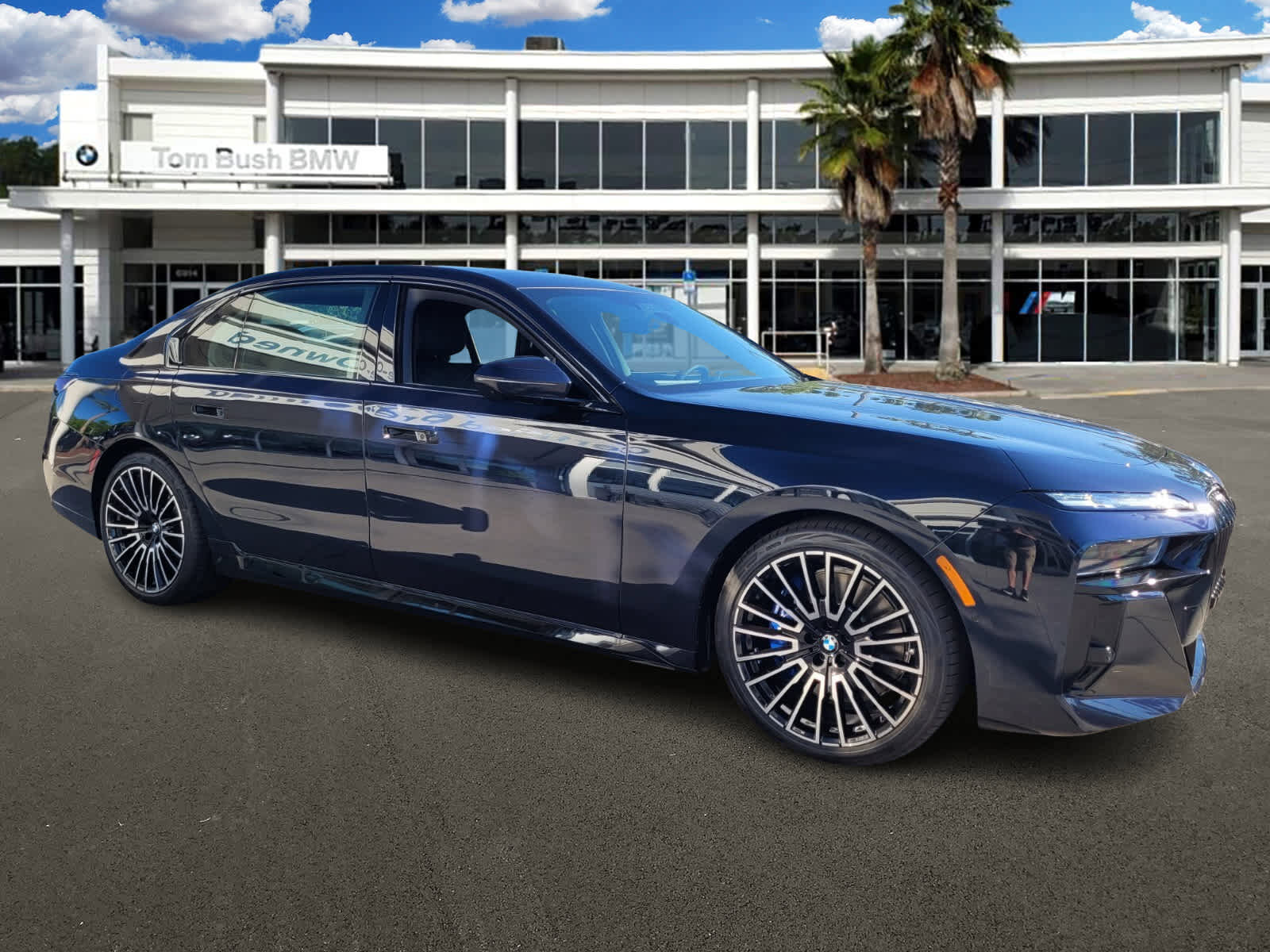 New 2025 BMW 760i xDrive w/ Executive Package