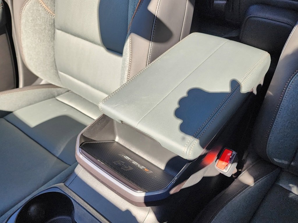 New 2026 GMC Terrain AT4 w/ Convenience Package III image 33