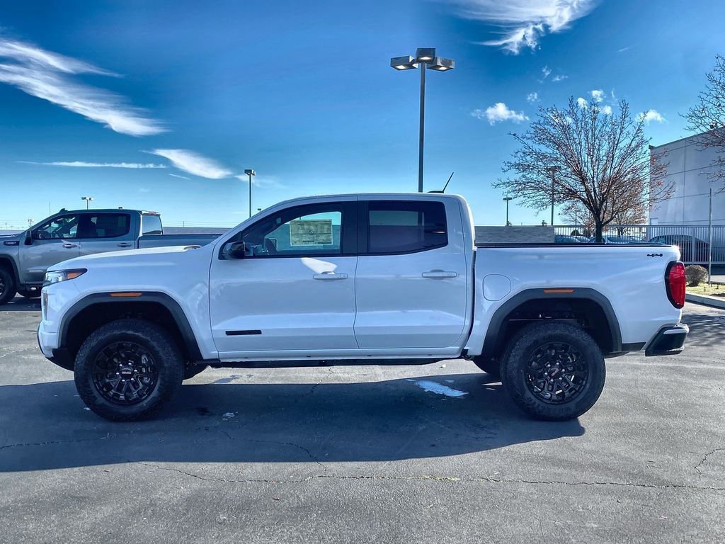 New 2026 GMC Canyon Elevation w/ LPO, Black Badging Package image 11