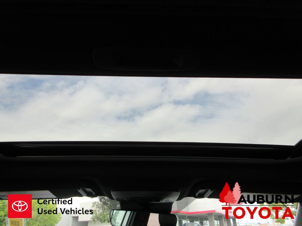 Certified 2025 Toyota Camry SE w/ Convenience Package FWD image 24