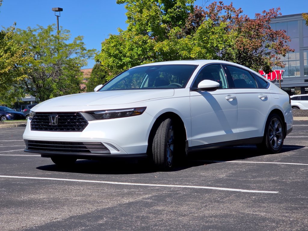 Certified 2024 Honda Accord EX image 17