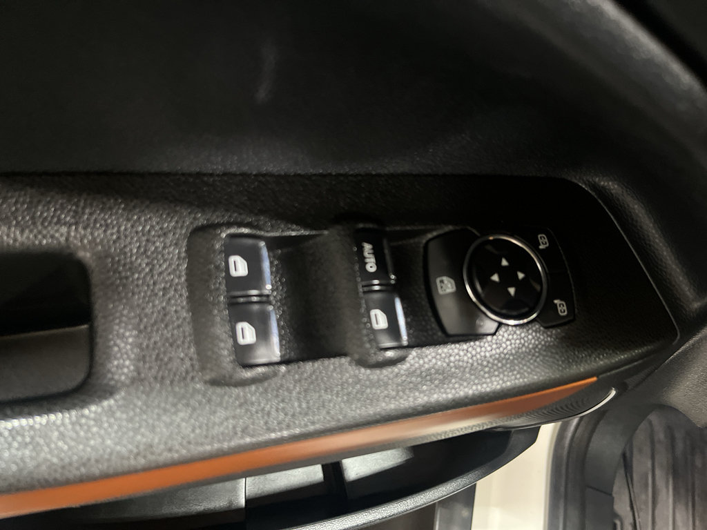 Used 2018 Ford EcoSport SES AWD/4WD image 30