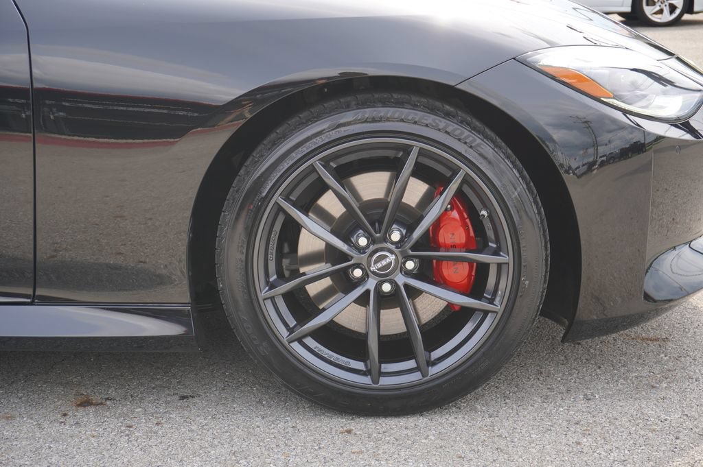 Used 2023 Nissan Z w/ Floor Mat Package (L93) RWD image 24
