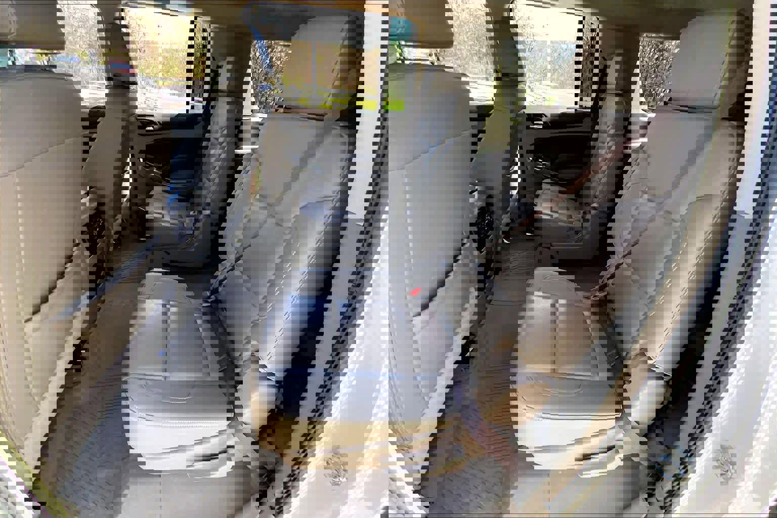 Used 2019 Chevrolet Suburban LT w/ Texas Edition Package image 21