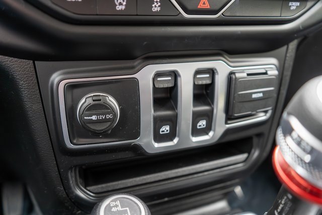 Used 2021 Jeep Wrangler Sport image 22