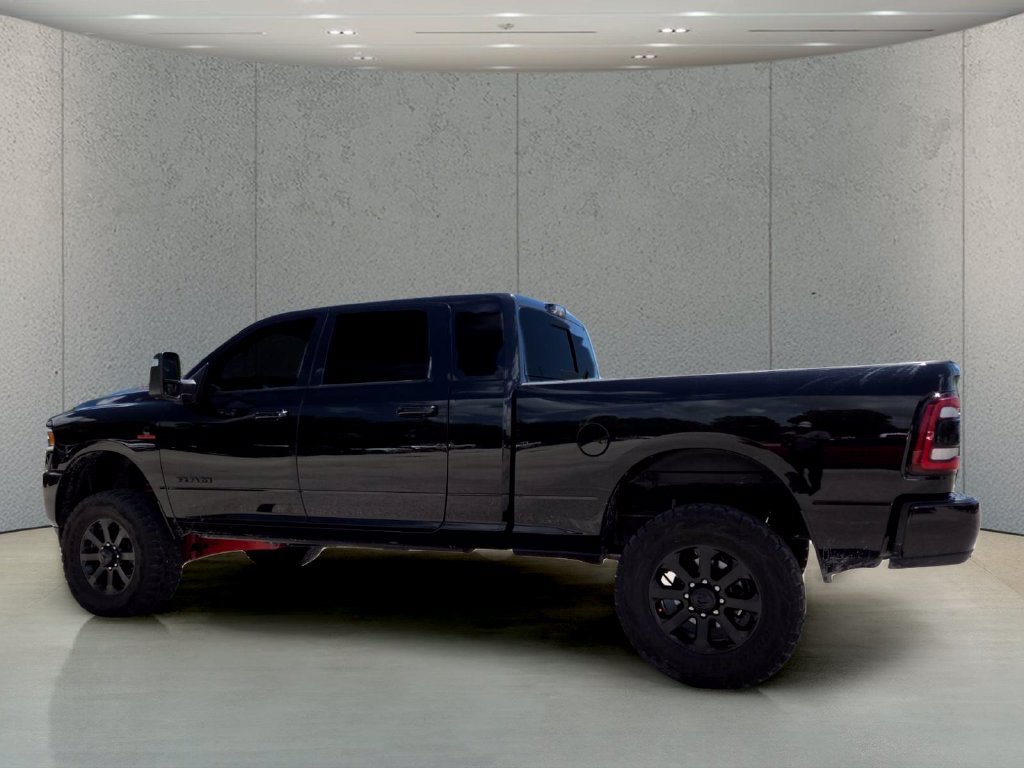 Used 2024 RAM 3500 Laramie w/ Night Edition AWD/4WD image 8