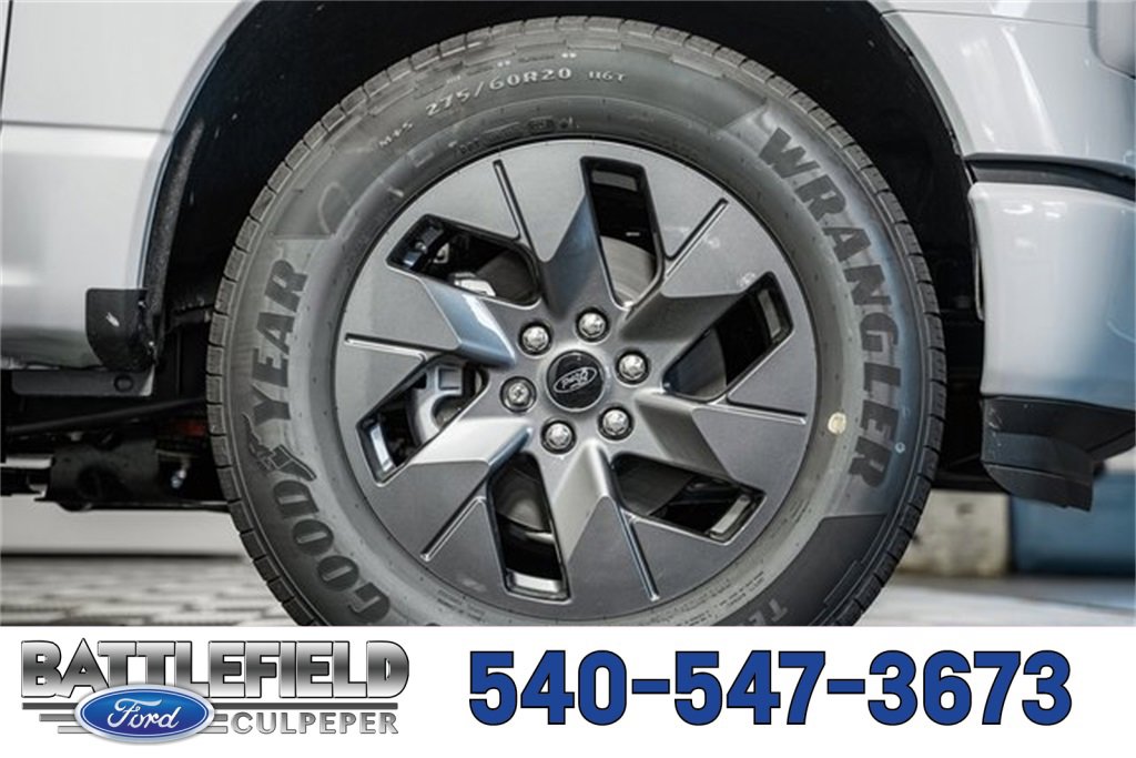 New 2025 Ford F150 Lightning Flash image 17