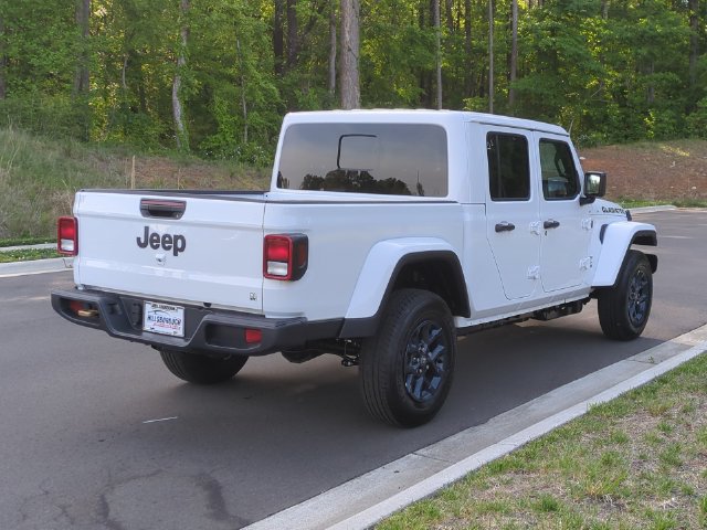New 2026 Jeep Gladiator Sport AWD/4WD image 13