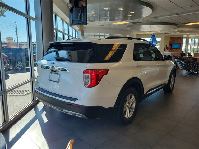 Certified 2023 Ford Explorer XLT w/ Equipment Group 202A image 5