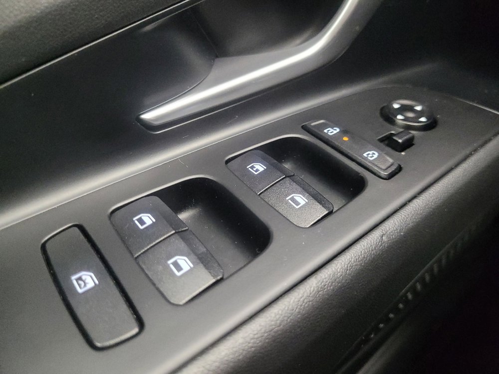 Used 2024 Hyundai Elantra SE FWD image 27