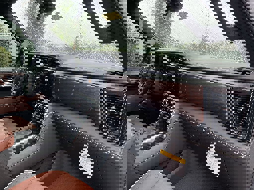 New 2025 GMC Sierra 2500 Denali Ultimate w/ Max Trailering Package image 30