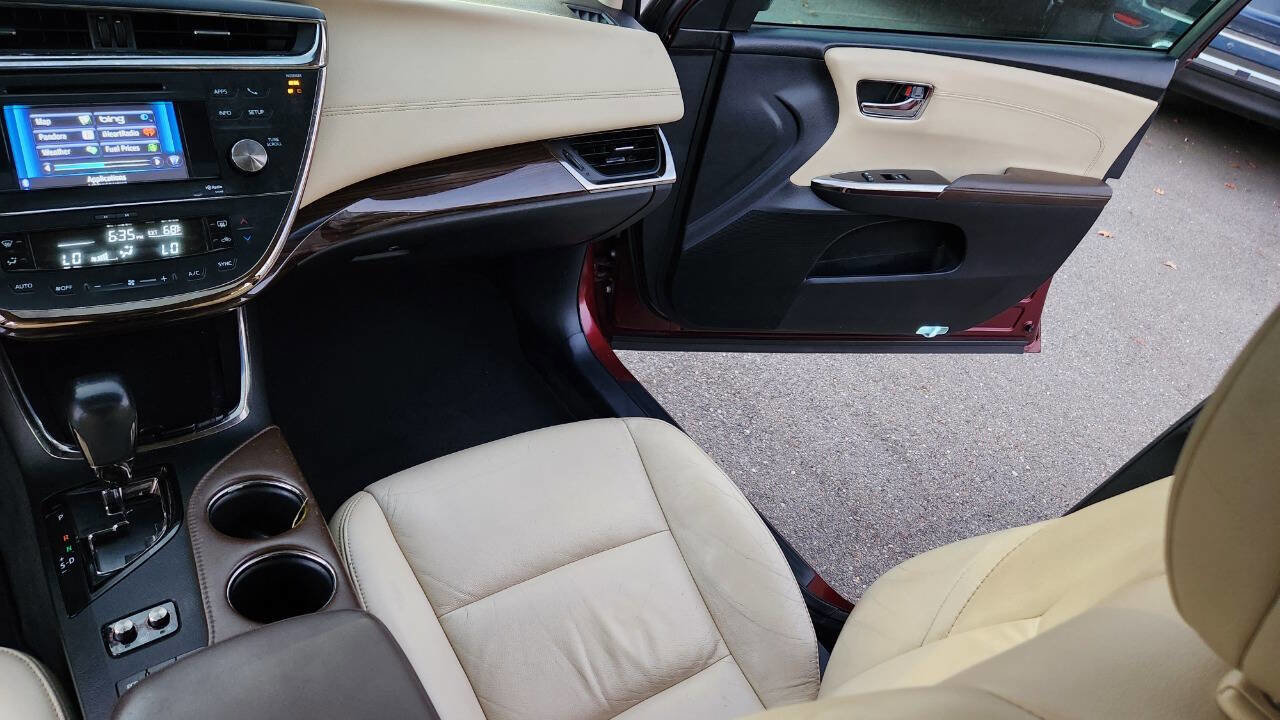 Used 2013 Toyota Avalon XLE Touring image 35