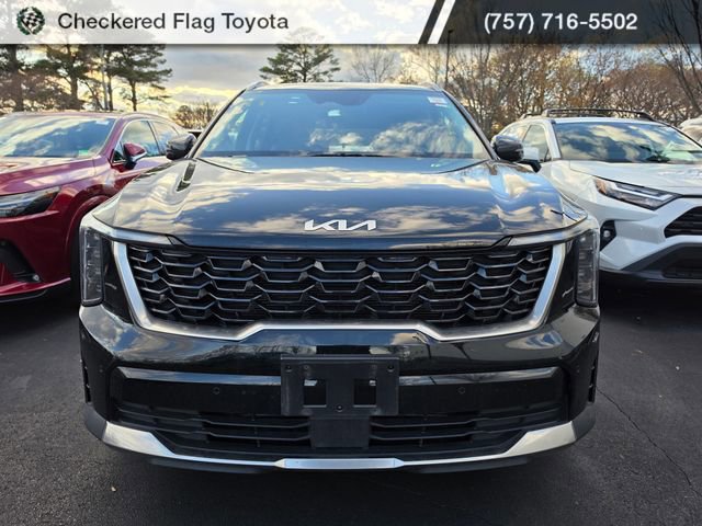 Used 2024 Kia Sorento S image 2