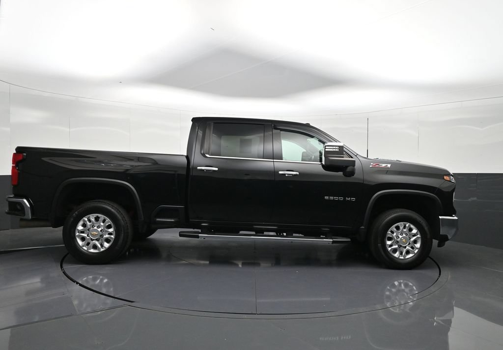 Used 2024 Chevrolet Silverado 2500 LTZ w/ LTZ Convenience Package AWD/4WD image 6