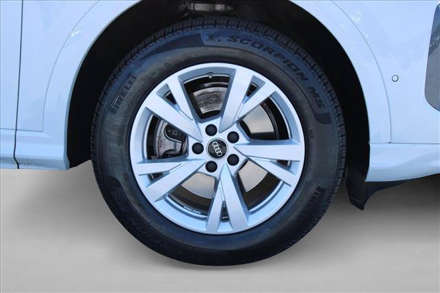 Certified 2025 Audi Q5 Premium w/ Convenience Package AWD/4WD image 14