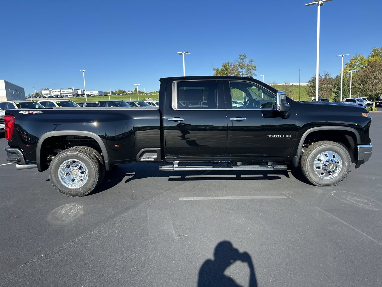 New 2026 Chevrolet Silverado 3500 LTZ w/ LTZ Convenience Package AWD/4WD image 8