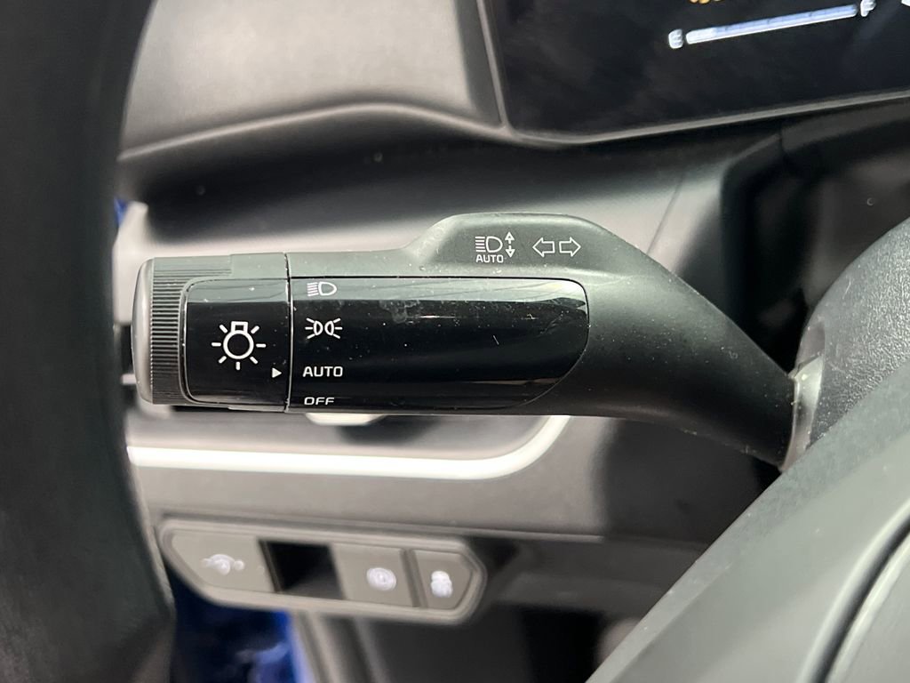 Used 2025 Kia K4 FWD image 41