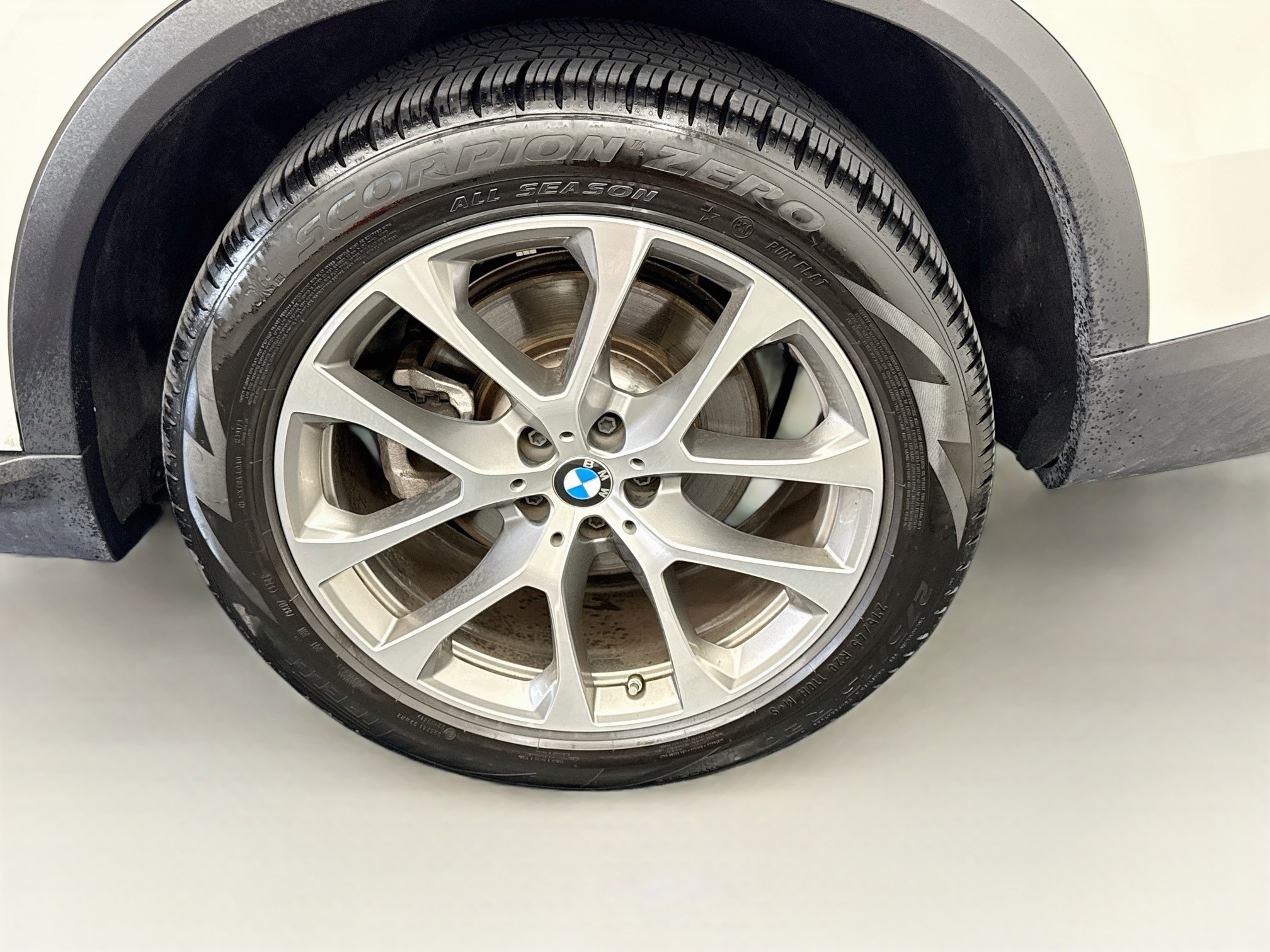 Used 2026 BMW X5 sDrive40i RWD image 11
