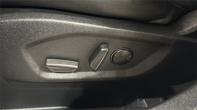 Used 2024 Ford Edge SEL image 20