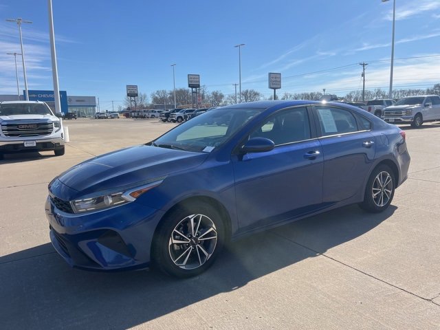 Used 2023 Kia Forte LXS image 7
