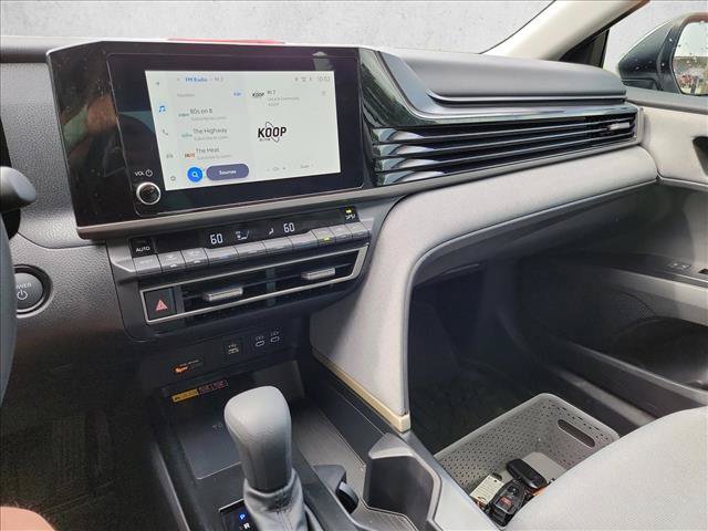 Used 2025 Toyota Camry LE w/ Convenience Package FWD image 20