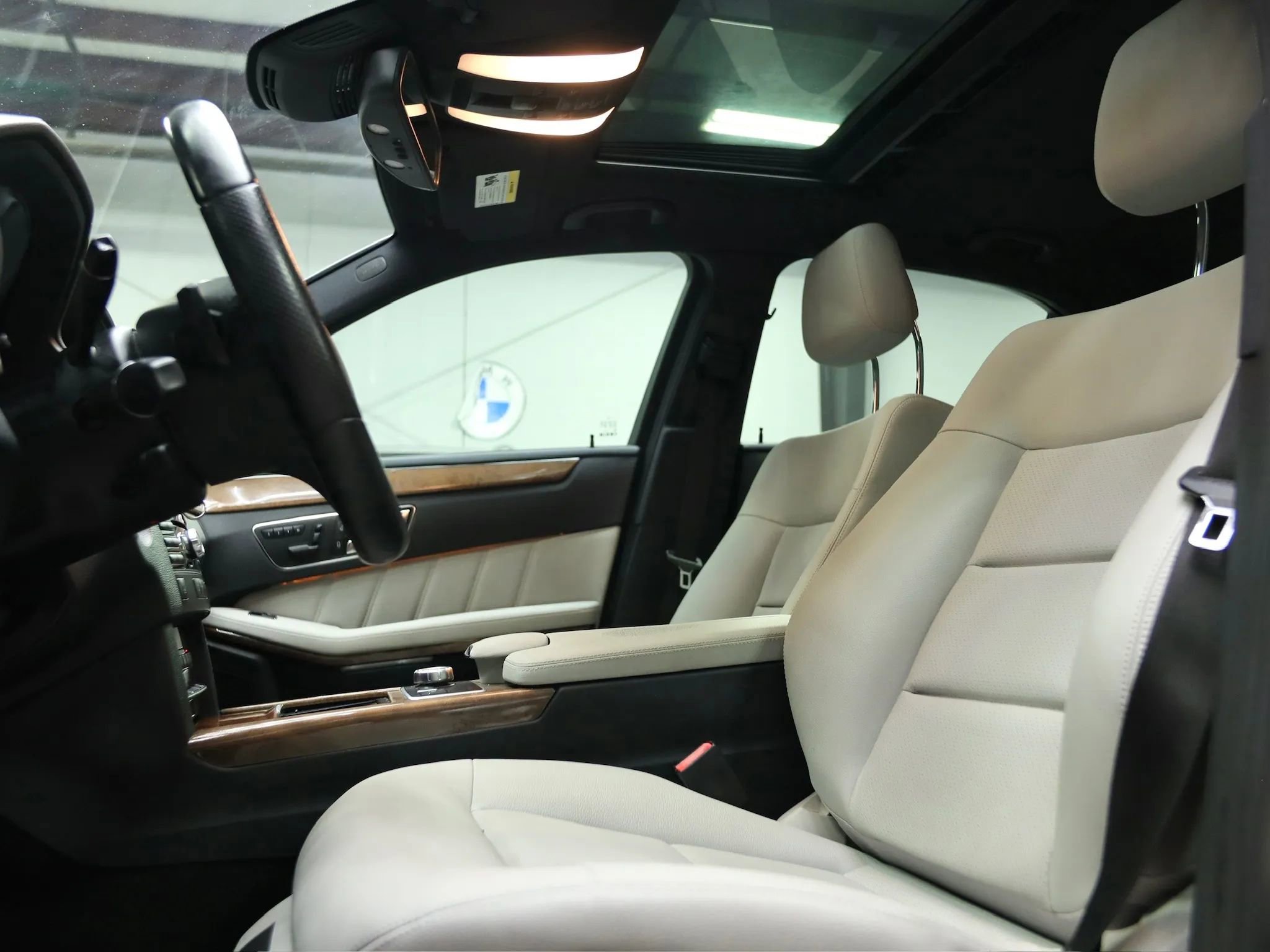 Used 2013 Mercedes-Benz E 350 Sedan image 22