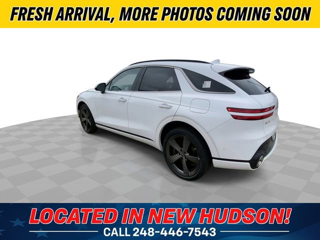Used 2025 Genesis GV70 3.5T Sport w/ Sport Advanced Package AWD/4WD image 8