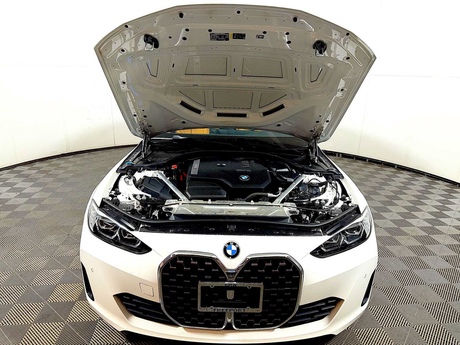 Certified 2024 BMW 430i Gran Coupe xDrive w/ Convenience Package AWD/4WD image 31