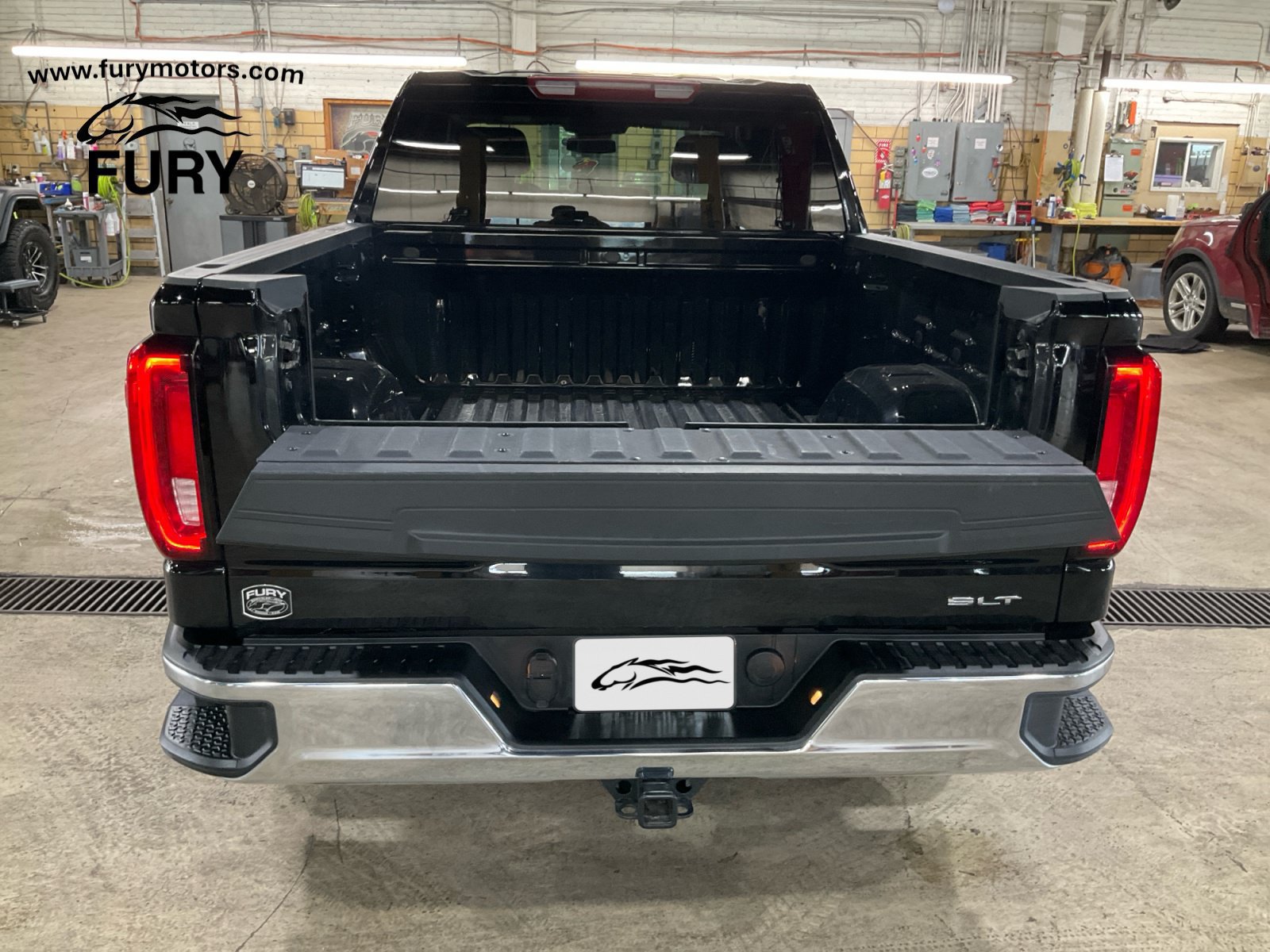 Used 2026 GMC Sierra 1500 SLT AWD/4WD image 25