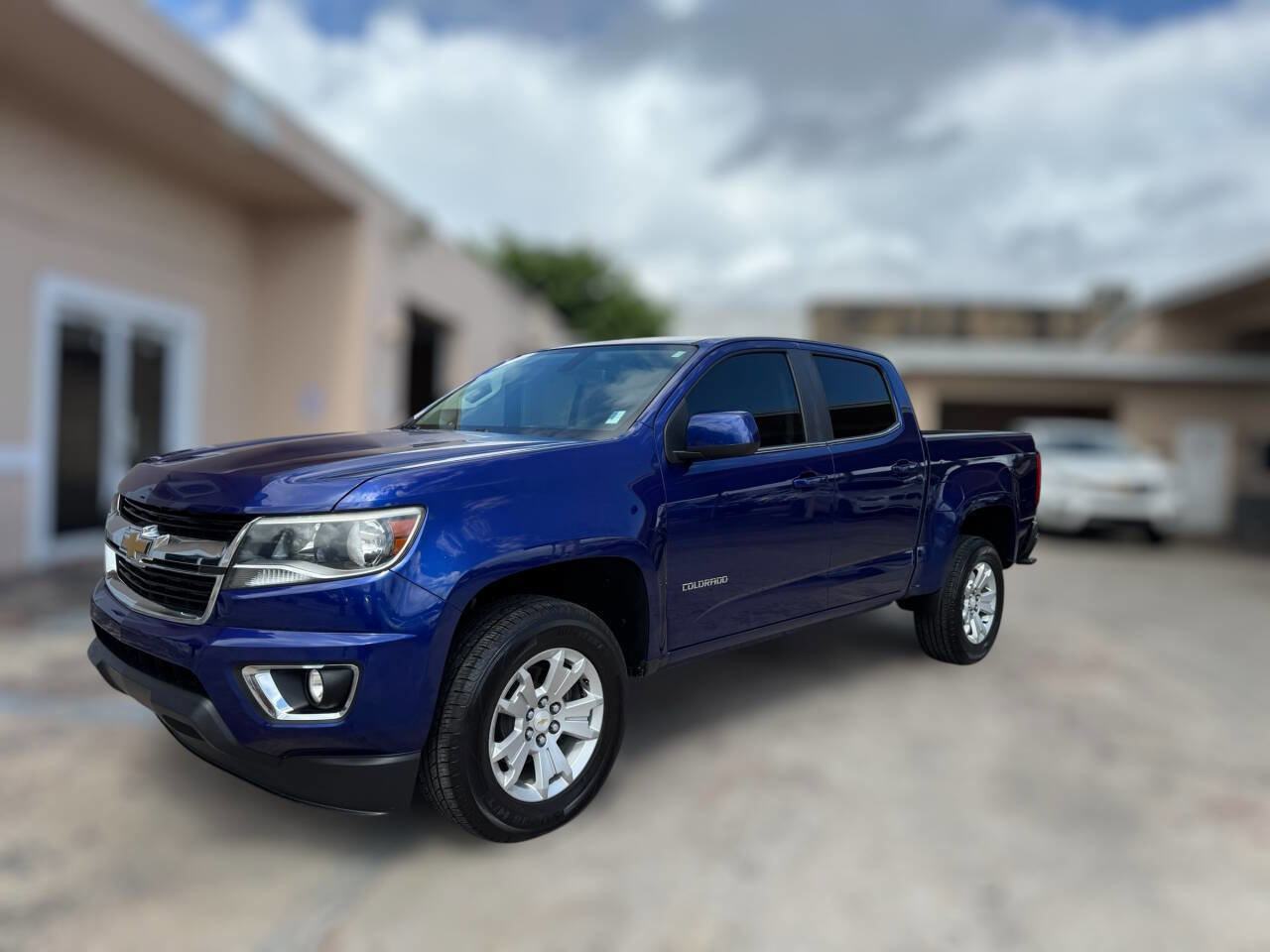 Used 2016 Chevrolet Colorado LT w/ LT Convenience Package image 3