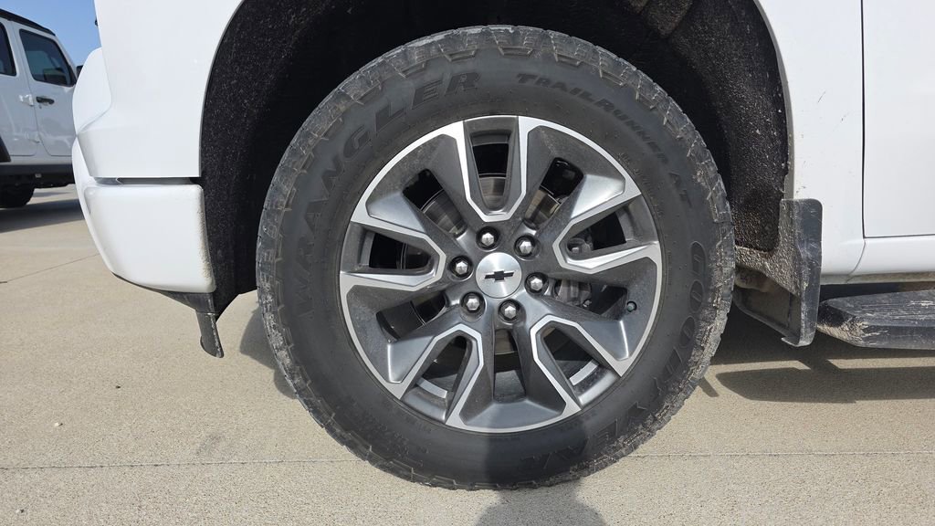Used 2023 Chevrolet Silverado 1500 RST w/ RST All Star Premium Package AWD/4WD image 10