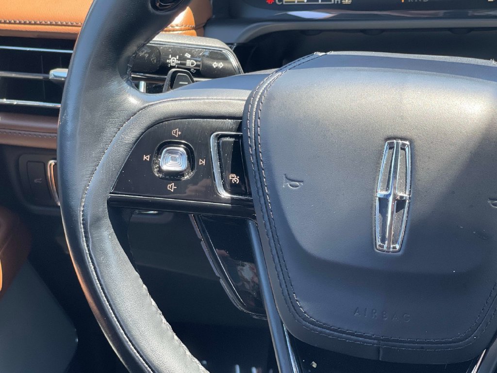 Certified 2023 Lincoln Aviator Reserve w/ Equipment Group 201A RWD image 12
