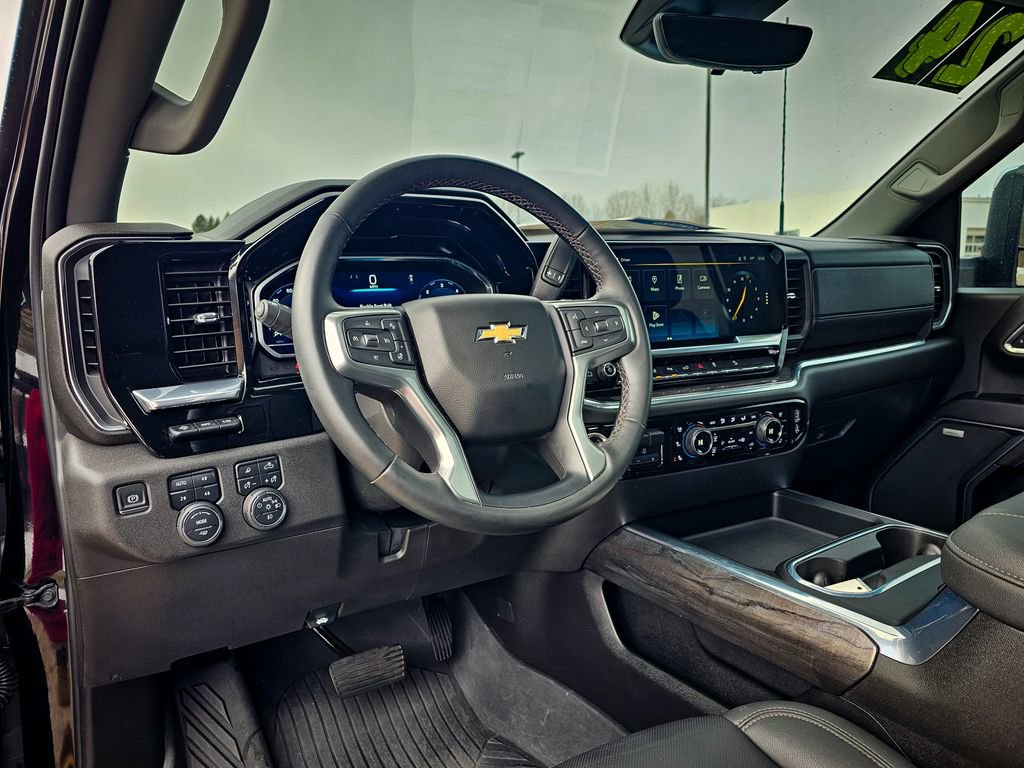 Certified 2024 Chevrolet Silverado 2500 LTZ w/ LTZ Convenience Package image 15