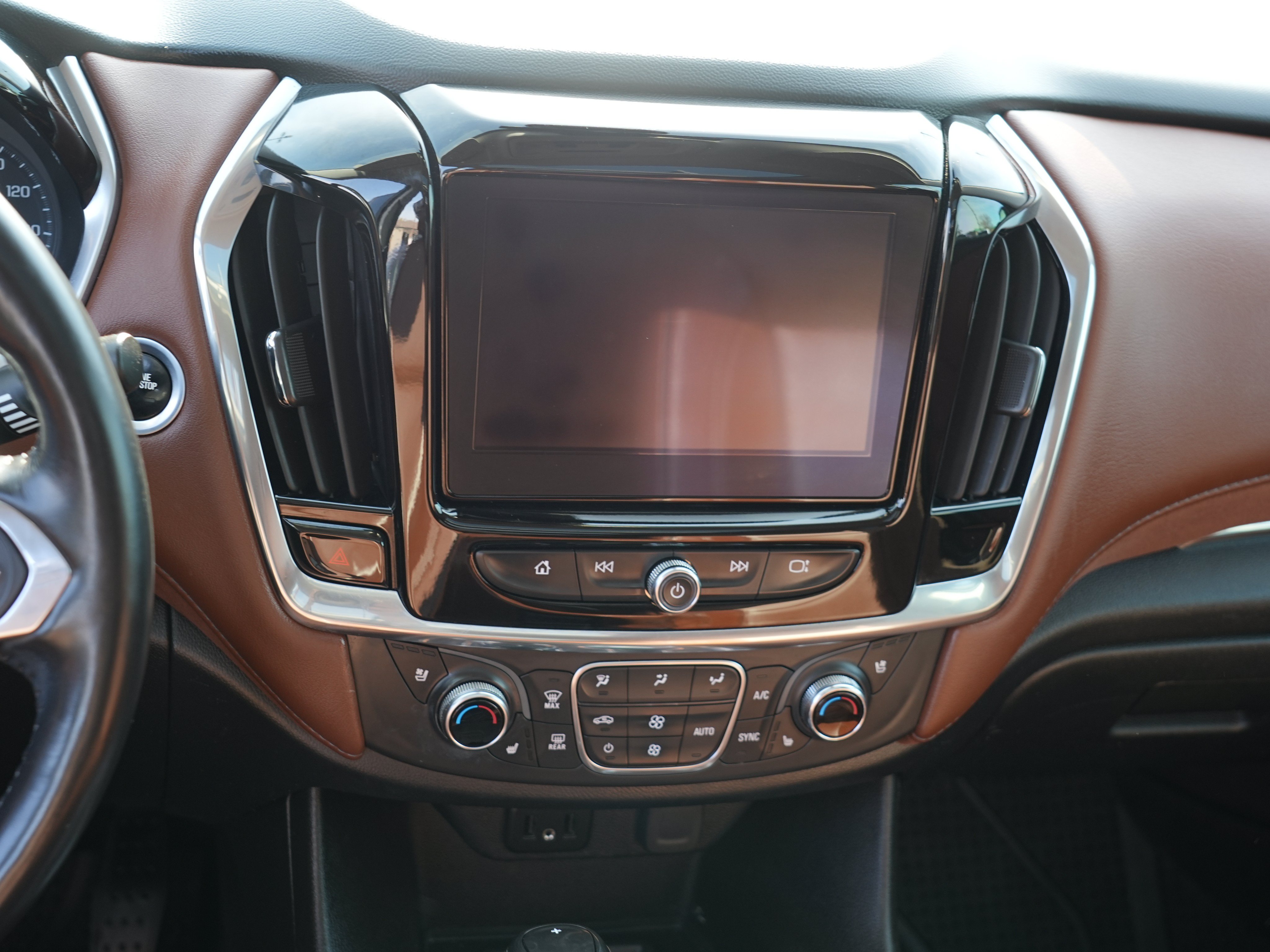 Used 2019 Chevrolet Traverse High Country AWD/4WD image 23