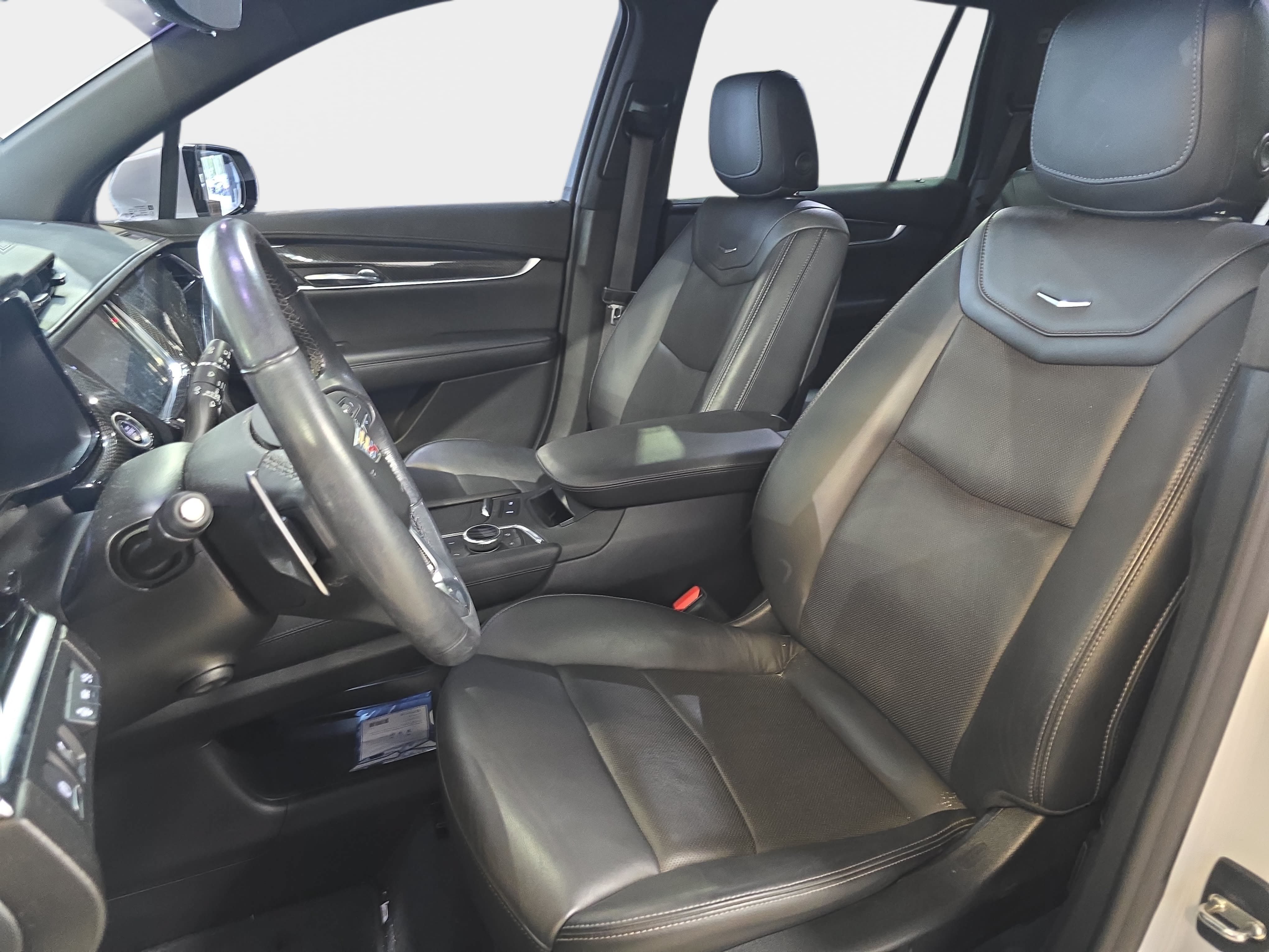 Used 2021 Cadillac XT6 Sport AWD/4WD image 12